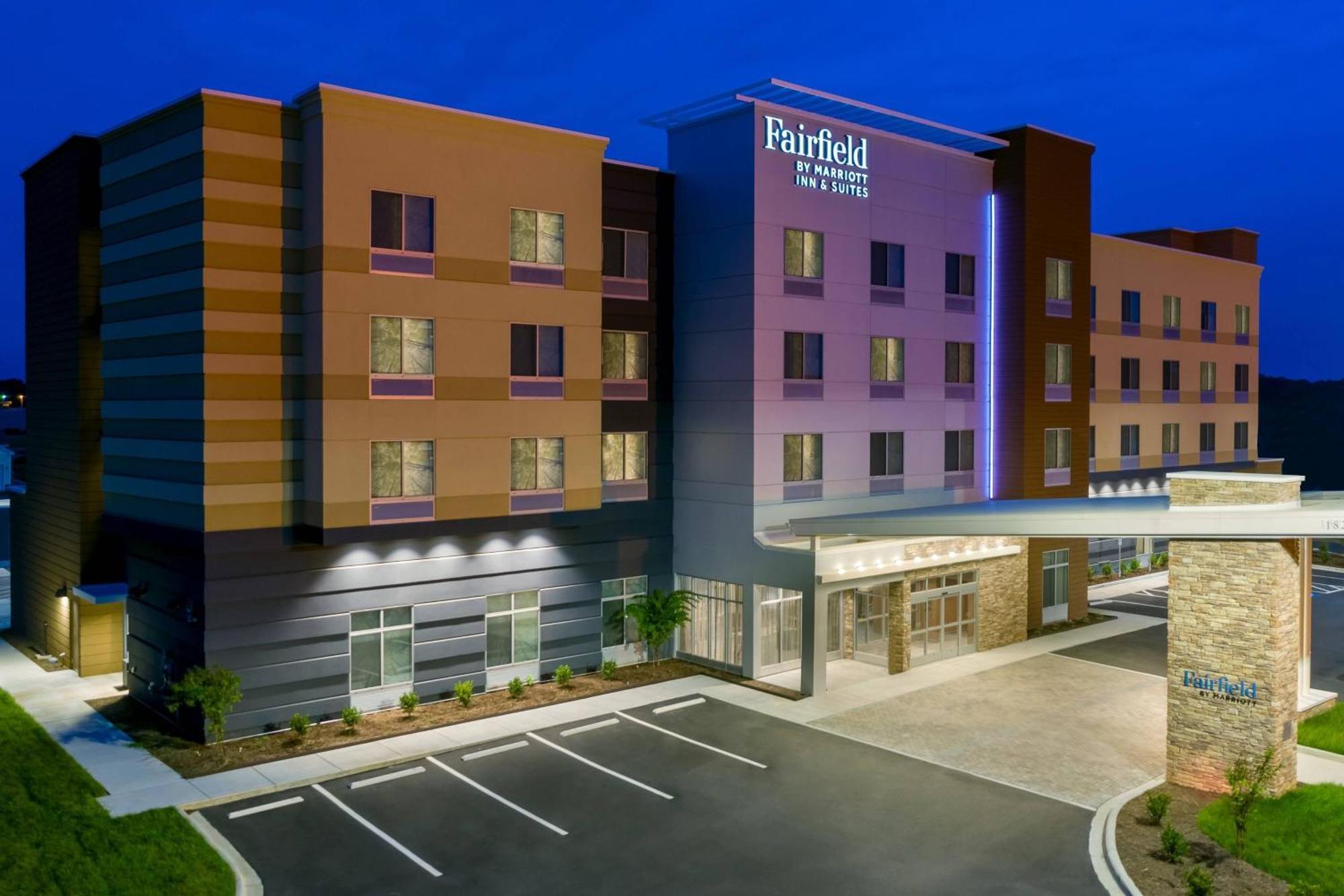 Fairfield Inn & Suites Charlotte モンロー エクステリア 写真